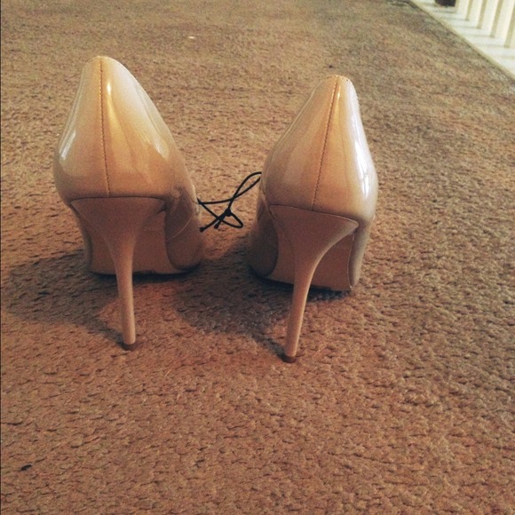 Forever 21 Shoes - Nude Pointy Stilettos Forever 21 Shoes - Nude Pointy Stilettos