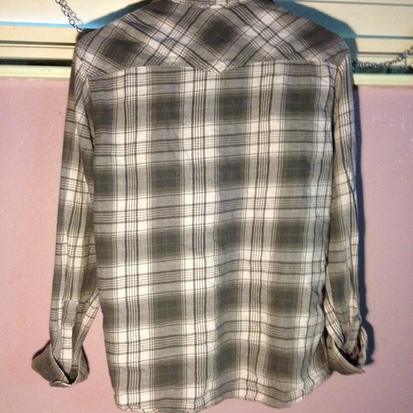 Grey , plaid flannel - Picture 3 of 3
