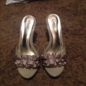 Carlos Santana high heels