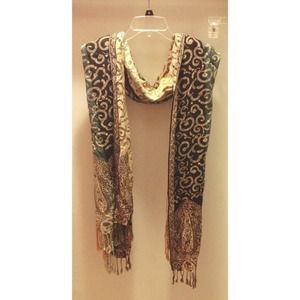 100% authentic Pashmina scarf