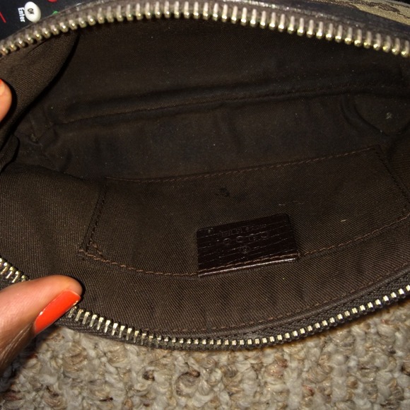 Authentic Gucci clutch - Picture 3 of 3