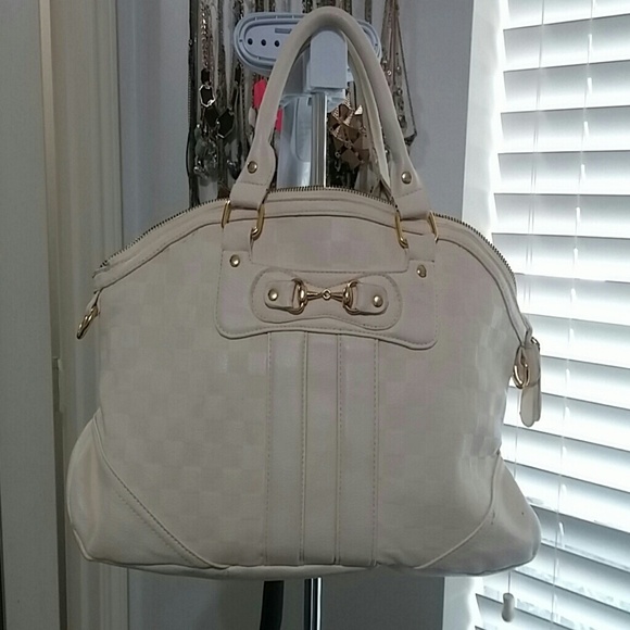 Checkered print purse.