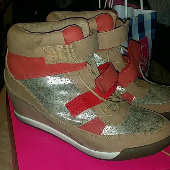 Shoedazzle Shoes - Wedge Hill Tennis