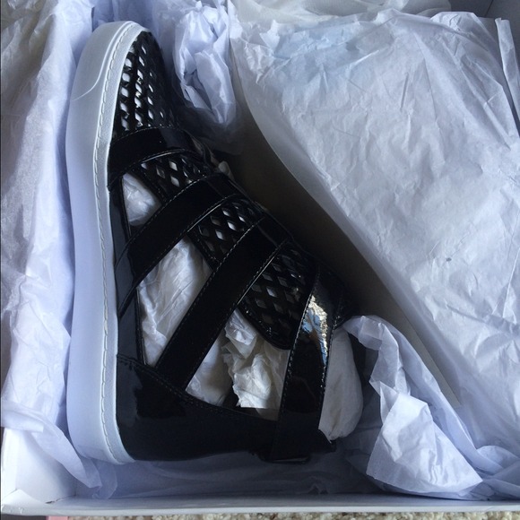 📛SOLD📛 - Picture 2 of 4