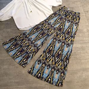 Printed palazzo pants! Super comfy!!