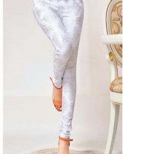White jeggings