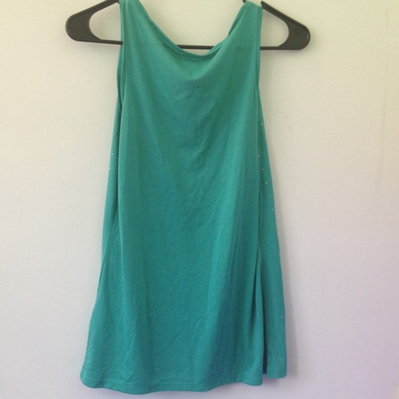 SOLD locally. Light green/blue tank - Picture 4 of 4