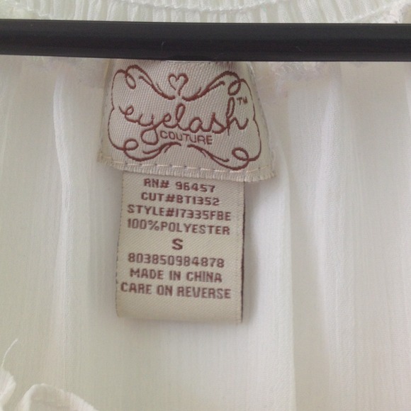 SOLD locally. Ivory peasant top with lace - Picture 2 of 4