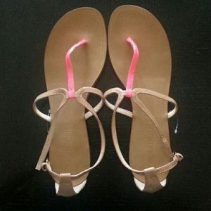 BOUTIQUE  9 brand New sandals