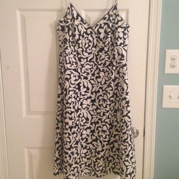 Black and White Swirl dress