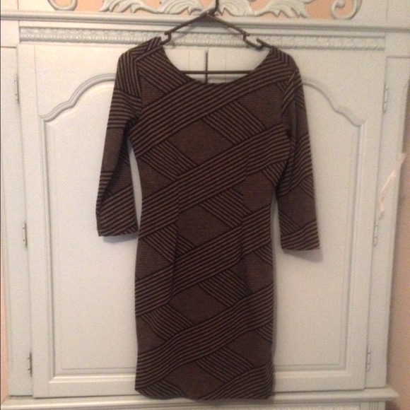 3/4 sleeve dress