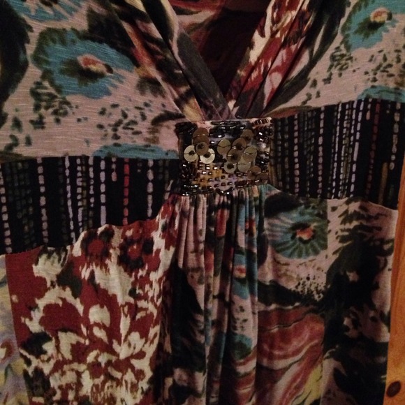 One. September. Top - Picture 2 of 4