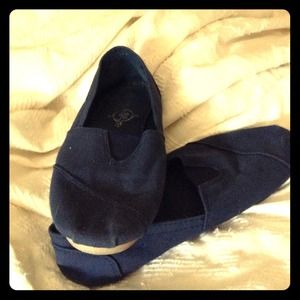 Navy canvas flats