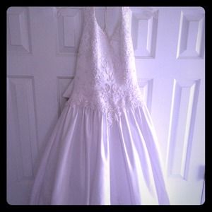 Cathedral wedding gown