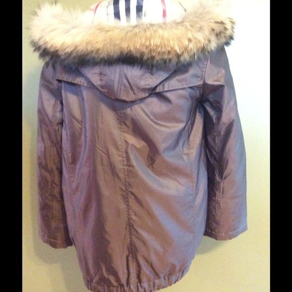 Burberry winter coat. - Picture 3 of 4