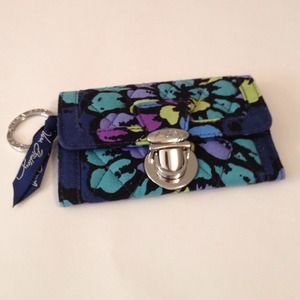 *Brand New* Vera Bradley Keychain Wallet