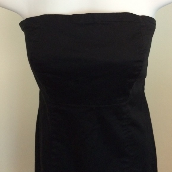 ⭐️️Sold ⭐️ GAP Black Cotton Strapless Dress - Picture 2 of 3