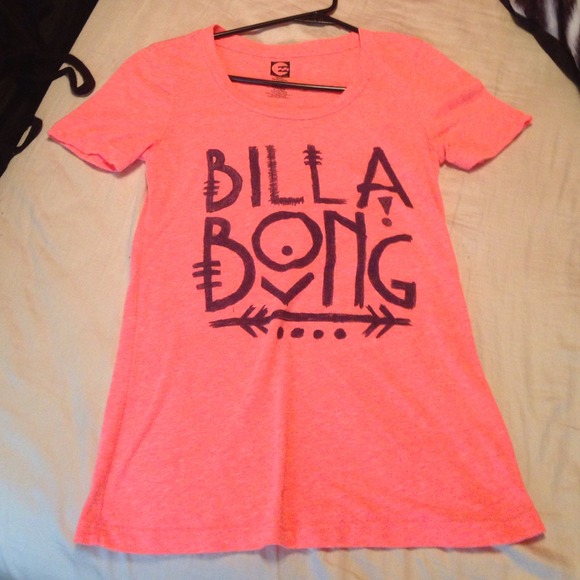 Billabong scoop neck