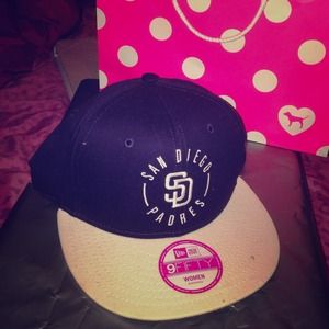 San Diego padres pink new era SnapBack