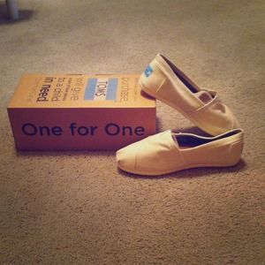 TOMS 🌟PRICE DROP🌟