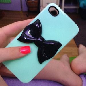 iPhone 4/4s bow case
