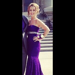 Prom dress, perfect condition once fits size 2-3