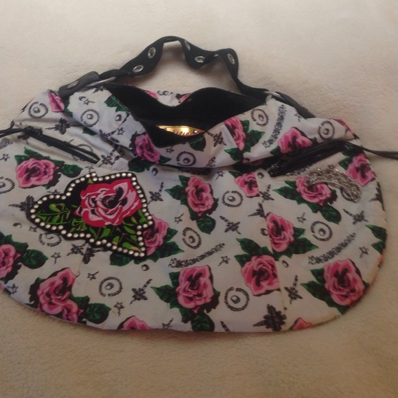 Betseyville by Betsey Johnson roses hobo bag