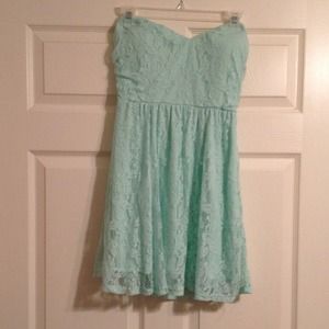 Wet seal short strapless dress