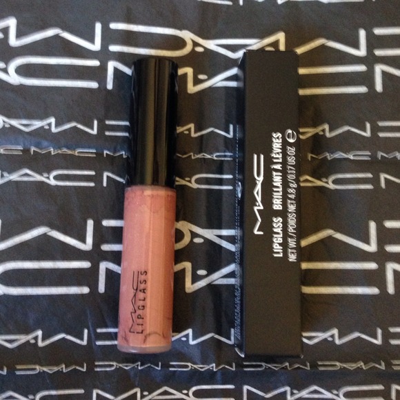 NIB MAC Lipglass in Soft & Slow. RARE Lipgloss
