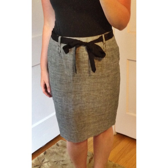 Max Studio Pencil Skirt - Picture 1 of 2