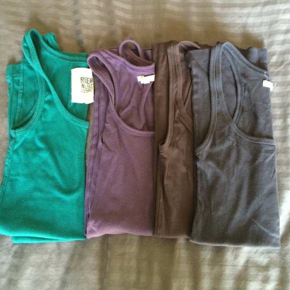 RUEHL No. 925 bundle of 4 tanks