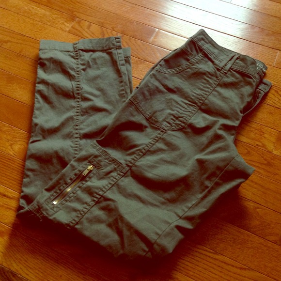 💣SOLD💣Sonoma straight leg lightweight chinos