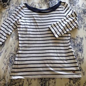 Hollister 3/4 sleeved navy and white striped top