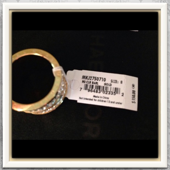 💝MICHAEL KORS MULTI STONE BAGUETTE GOLD RING💝 - Picture 3 of 3