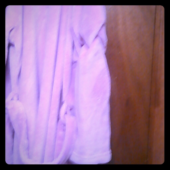 Pink Robe - Picture 1 of 1