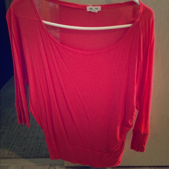 Love culture top small