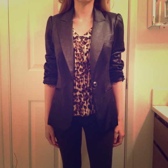 🎉HOST PICK🎉 Dressy Black Blazer✨