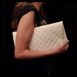 Oversized Clutch Bag🌻