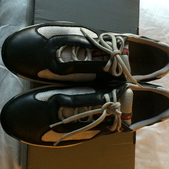 Prada Sneakers size Euro 8.5