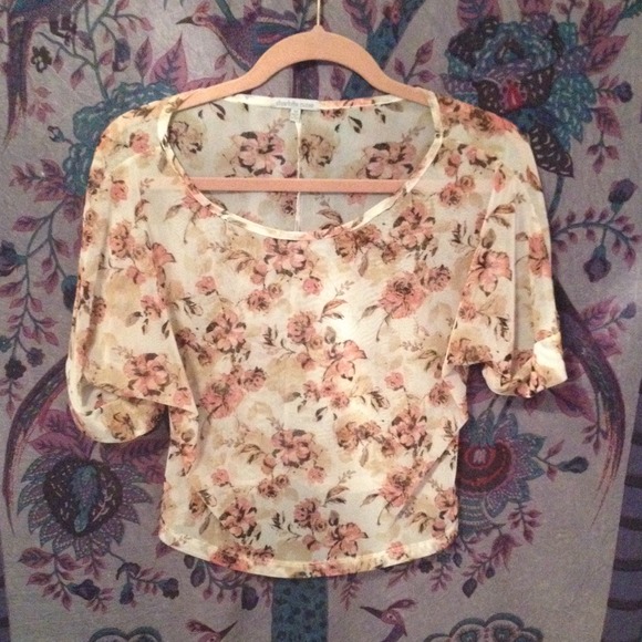 Mesh Floral Crop
