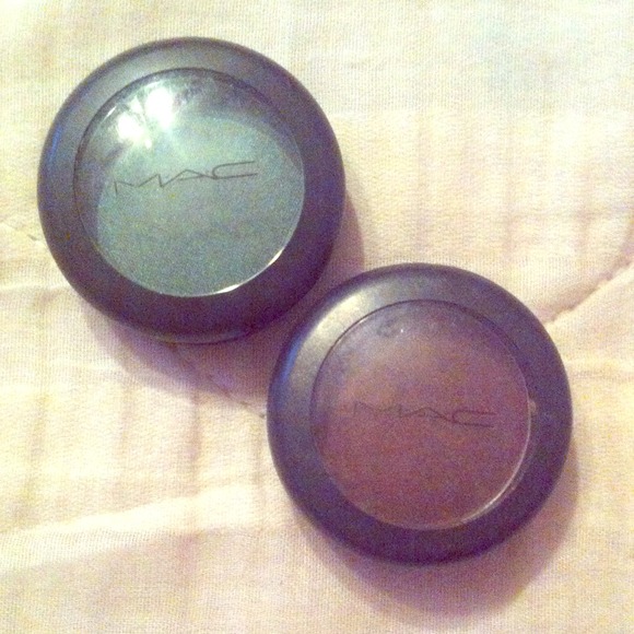 M•A•C Eyeshadow
