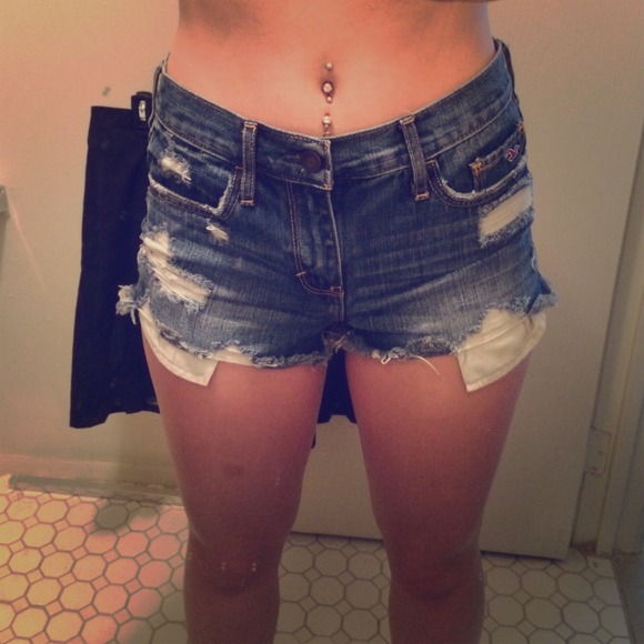 Hollister high waisted shorts (need gone)