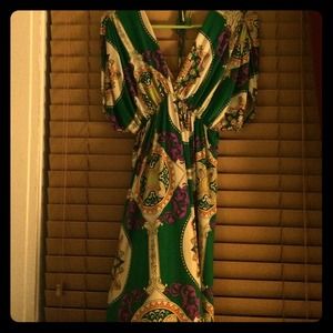 Green dress, Size M