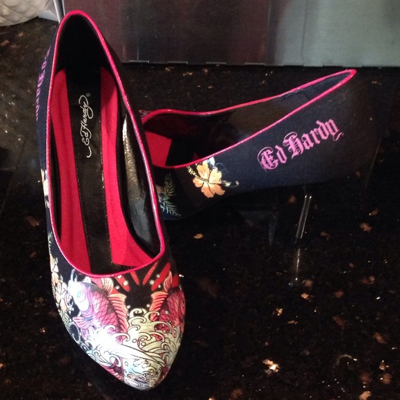 Ed hardy heels