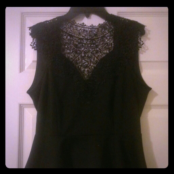 SALEBlack top