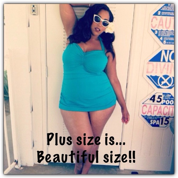 👍 PLUS SIZE IS BEAUTIFUL! 👍 - Picture 1 of 1