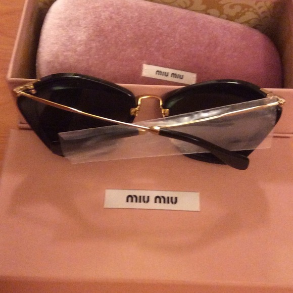 Brand new authentic Miumiu sunglasses main image 4