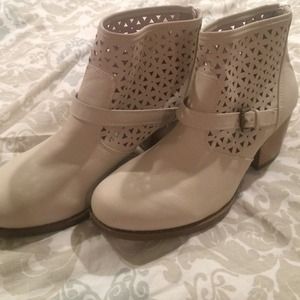 Sonoma high top heels