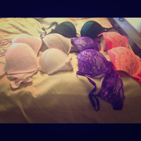 Lot of VS bras - 36D