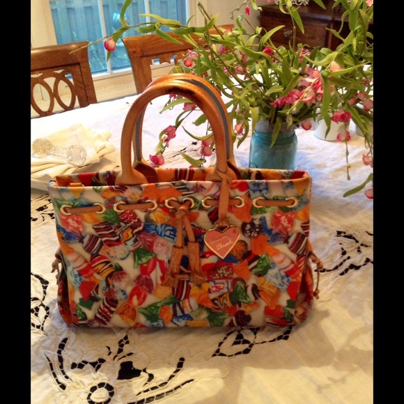 Dooney & Bourke Handbags - Dooney & Bourke🌺🌺SALE🌺🌺